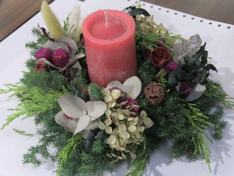 12/7（日）　都市緑化ホール　市民園芸講座　ナチュラルクラフト「キャンドルリースづくり」