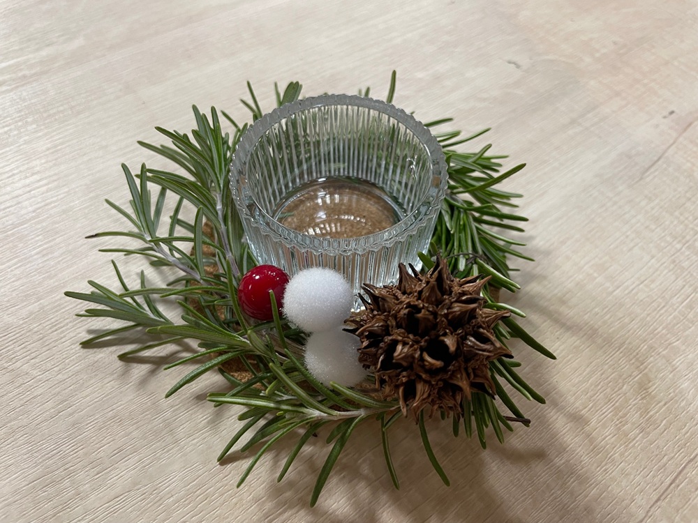 12月　都市緑化ホール　セルフ・ナチュラルクラフト　「ミニキャンドルリース」「ネモフィラのキーホルダー」など